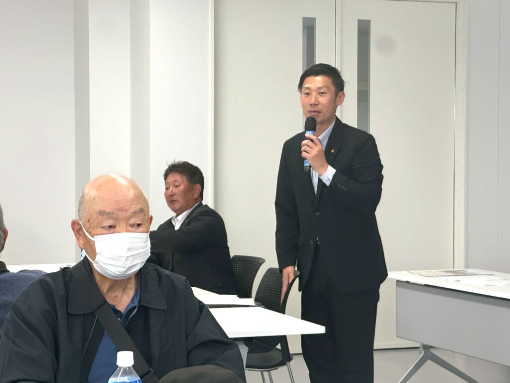 意見を参考にする浦野市議