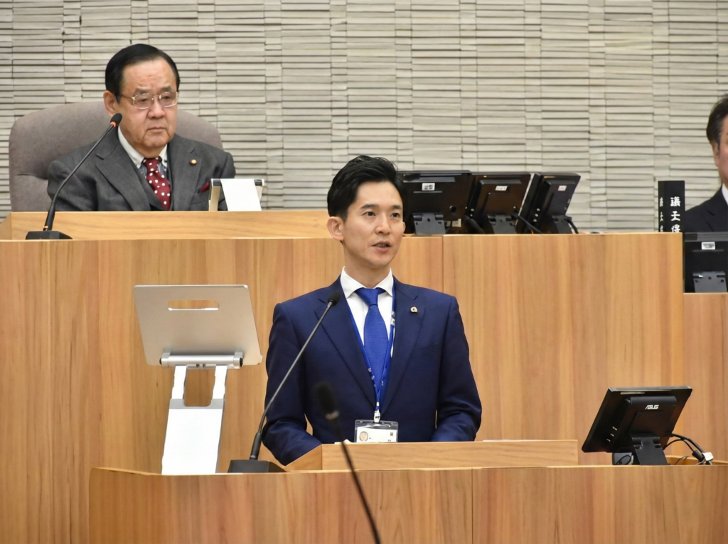 馬場雄基新市長